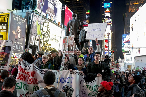 Nỗi ám ảnh sắc tộc trong lòng nước Mỹ