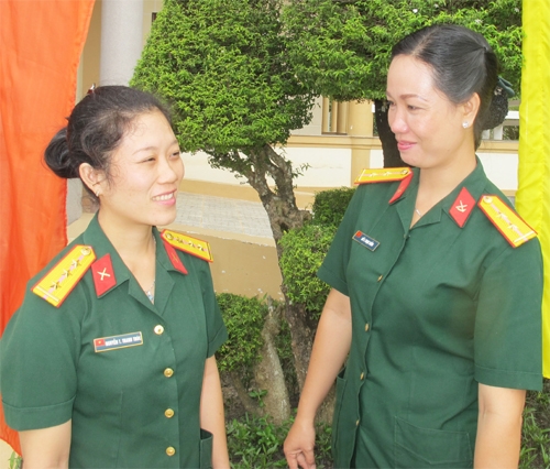 Cả nhà cùng góp sức...