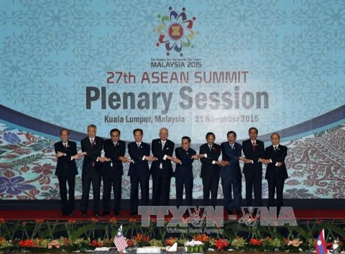 Thủ tướng Nguyễn Tấn Dũng dự phiên họp toàn thể Hội nghị Cấp cao ASEAN 27 