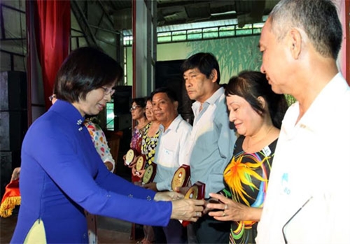 TP Hồ Chí Minh tuyên dương 85 cán bộ mặt trận cơ sở tiêu biểu