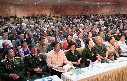 Bài 3: Khen thưởng phải kịp thời, hiệu quả