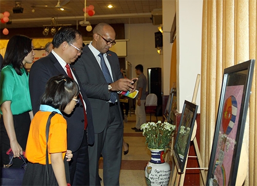 TP Hồ Chí Minh kỷ niệm 55 năm thiết lập quan hệ ngoại giao Việt Nam - Cu-ba