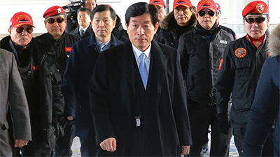 Trả giá vì đùa với hiến pháp