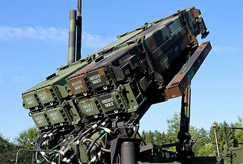 Phương Tây gây sức ép, Thổ Nhĩ Kỳ lại lùi gói thầu T-LORAMIDS