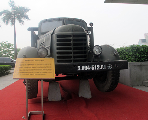 Chiếc xe tải đầu tiên đưa Quân giải phóng tiến vào Dinh Độc Lập