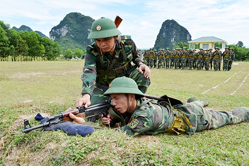 Tăng cường rèn luyện, hình thành bản lĩnh cho bộ đội