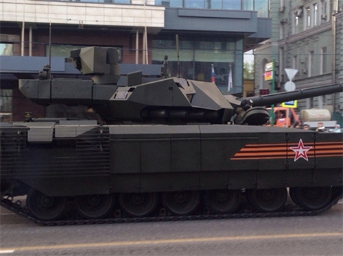 Phương Tây phát triển xe tăng mới đối trọng với Armata