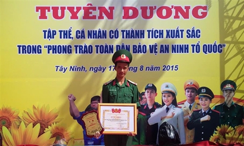 Mưu trí, dũng cảm bắt giữ cướp biển