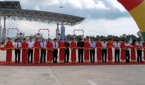 Thông xe thêm đoạn tuyến dài 52,5km trên cao tốc Hà Nội - Hải Phòng