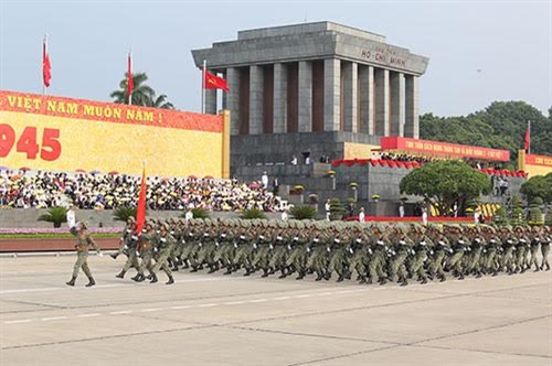 Cảnh giác với chiêu trò đòi “phi chính trị hóa” lực lượng vũ trang