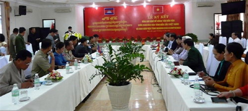 Tăng cường hợp tác triển khai công tác dân vận trên tuyến biên giới Việt Nam - Campuchia