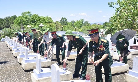 Nhắn tìm đồng đội