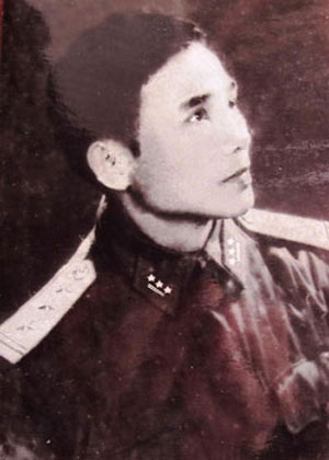 Tìm người thân và đồng đội