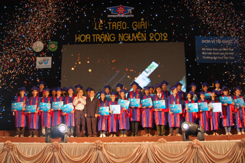 Nhân ngày Khuyến học Việt Nam (2-10): Thắp sáng những 