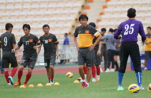 ĐTVN – ĐT Myanmar: Nấc thang đầu tiên 