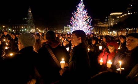 Nước Mỹ quay cuồng với câu hỏi vì sao