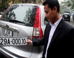 Dự kiến tăng lệ phí cấp biển số ô tô, xe máy