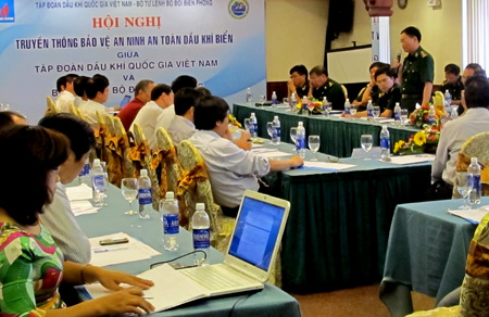 Tăng cường truyền thông bảo vệ an ninh an toàn dầu khí biển