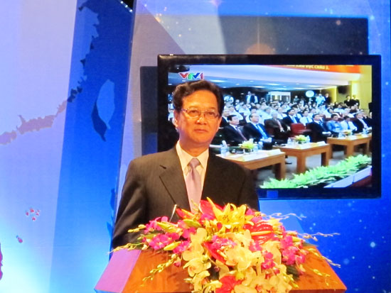 Thể hiện chủ quyền quốc gia Việt Nam trong không gian