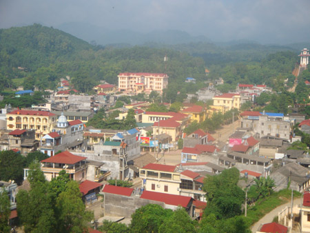 Cần đòn bẩy để Định Hóa phát triển