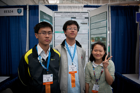 Đoàn học sinh Việt Nam giành giải nhất Intel ISEF quốc tế