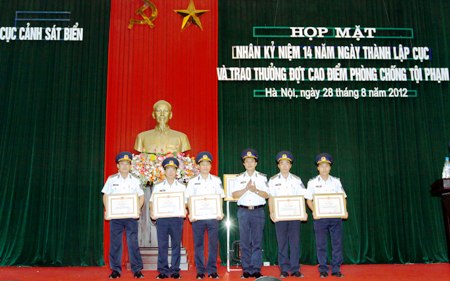 Cảnh sát biển phối hợp các lực lượng phá nhiều chuyên án