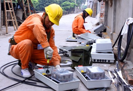 Năm 2013 tiếp tục vận hành và cung cấp điện tốt hơn