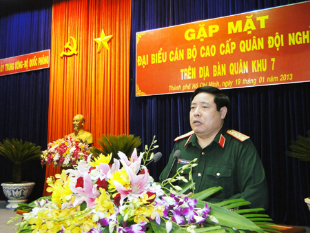 Cuộc gặp gỡ thân tình chào năm mới