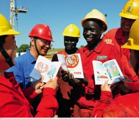 64 năm Quốc khánh CHND Trung Hoa (1-10-1949 - 1-10-2013): Nhà đầu tư lớn thứ 3 thế giới