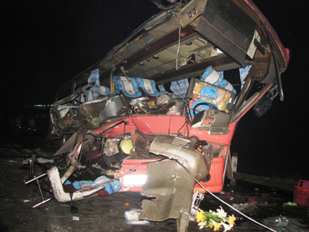 Khởi tố vụ tai nạn giao thông nghiêm trọng tại Ninh Thuận