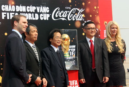 Cúp Vàng FIFA World Cup đã có mặt tại Việt Nam
