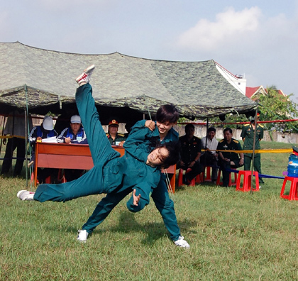 Quân khu 9: Tổng kết công tác quốc phòng, DQTV, giáo dục QP-AN