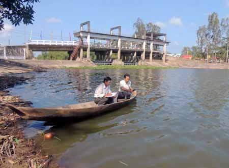 Đồng bằng sông Cửu Long ngăn mặn, cứu lúa