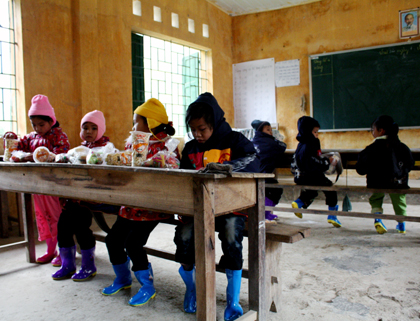 Chuyện “một thầy hai lớp” ở Cô Ba