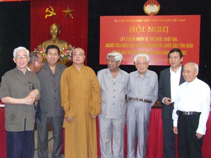 Hiến định rõ hơn quyền làm chủ của nhân dân 