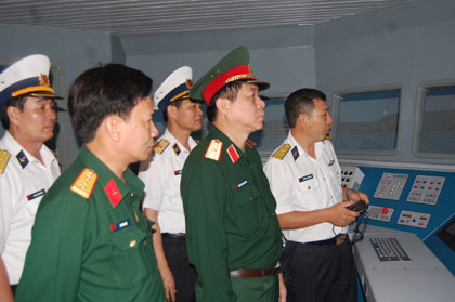 Đẩy mạnh hơn nữa việc thực hiện Nghị quyết Trung ương 5 (khóa VIII) trên địa bàn tỉnh Khánh Hòa