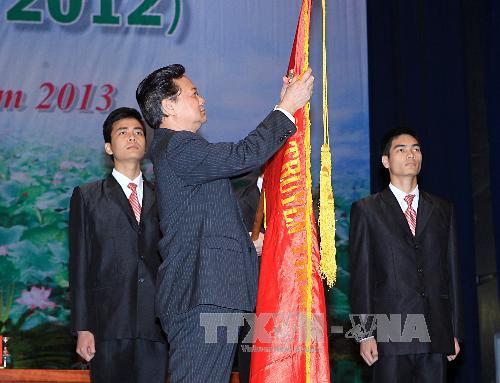 Ngân hàng Chính sách xã hội phải nâng cao hiệu quả các chương trình tín dụng chính sách của Nhà nước về xóa đói, giảm nghèo 