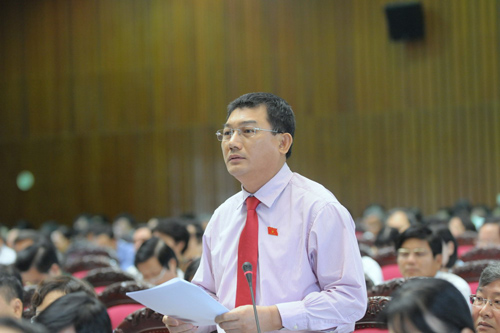 Nhiều giải pháp và kiến nghị giải quyết các vấn đề kinh tế-xã hội bức xúc