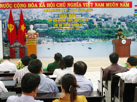 Bồi dưỡng kiến thức QP-AN cho gần 50 cán bộ đối tượng 3