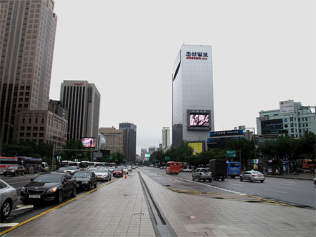 Kỳ 2: Sức hút bên sông Hàn (tiếp theo và hết)