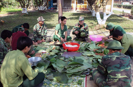 Xuân về bên tháp pháo