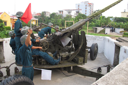 Ở trung đoàn giành ba đỉnh cao Quyết thắng  