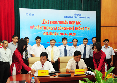 VNPT hợp tác với Bộ Nội vụ xây dựng Chính phủ điện tử