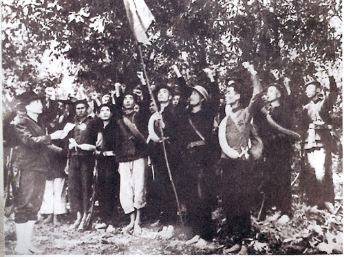 Chỉ thị thành lập Đội Việt Nam Tuyên truyền giải phóng quân 
