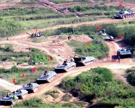 Phấn đấu giữ vững danh hiệu 