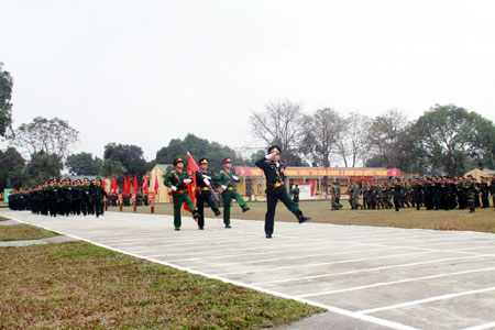 Các đơn vị ra quân huấn luyện năm 2014 