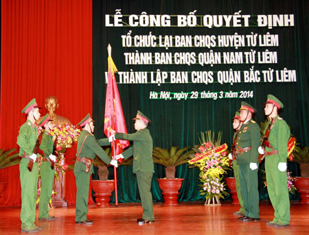 Công bố Quyết định thành lập Ban CHQS quận Bắc Từ Liêm và Nam Từ Liêm