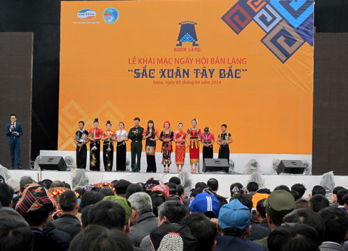 Tưng bừng Ngày hội bản làng “Sắc Xuân Tây Bắc”