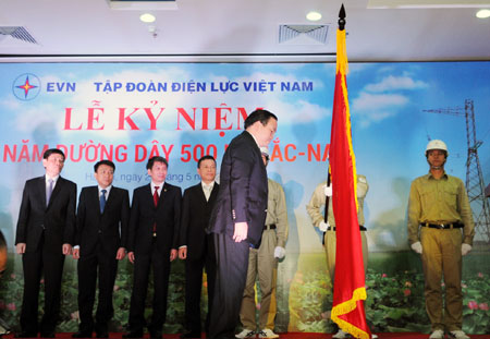 Vận hành đường dây 500kV Bắc Nam góp phần phát triển kinh tế - xã hội