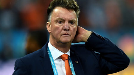 HLV Van Gaal không muốn đá trận tranh giải ba